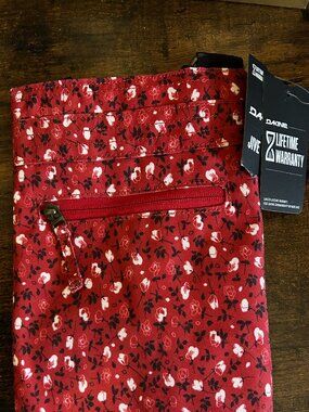 Dakine Jive Crossbody Bag Red Floral Print NWT Adjustable Strap